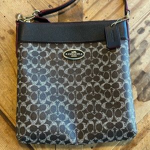 New w/o tags coach crossbody brown and beige